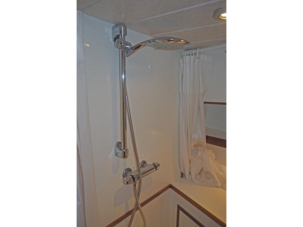 Fore ship, Accommodation